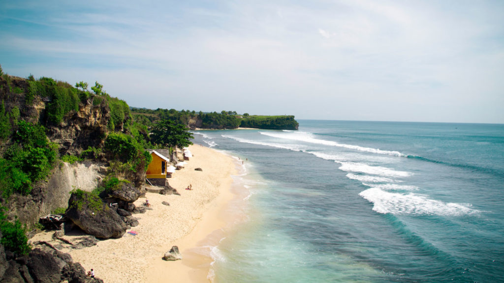 balangan is best surf spots in bali for beginners