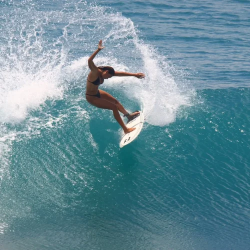 playing peek-a-boo 👻photos- @technicsurf_photo_vidiographer (1)
